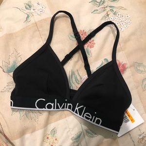 CALVIN KLEIN bra.